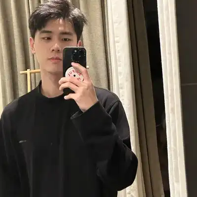 侯语飞